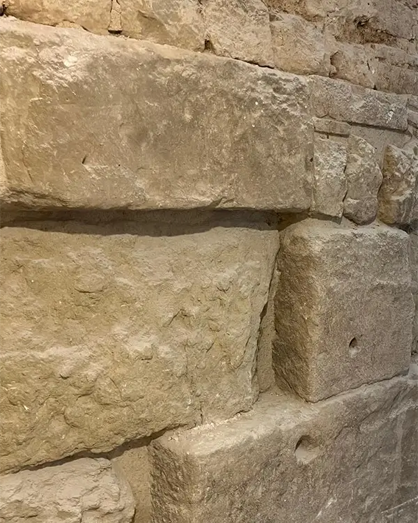 Barcino XIX | Detalles muro | Urbe Living Barcelona